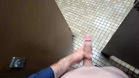 Snapshot of bigboy425974 chatting on February 3, 6:11 am bigboy425974 online show from February 3, 6:11 am