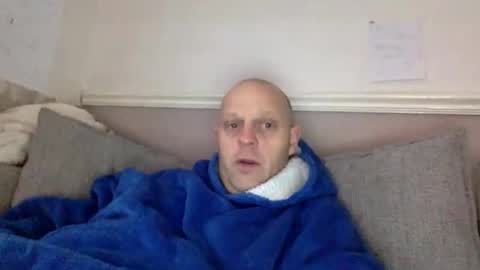 bigbumlover2377 online show from February 6, 11:57 am