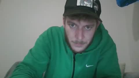 Snapshot of bigcaramel18 chatting on October 19, 10:05 am bigcaramel18 online show from October 19, 10:05 am