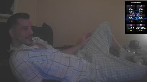 Jon - Im Straight online show from February 1, 10:25 am