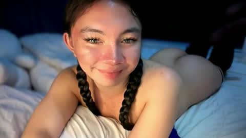 Snapshot of bigcock_yeng chatting on February 23, 5:54 pm Yeng online show from February 23, 5:54 pm