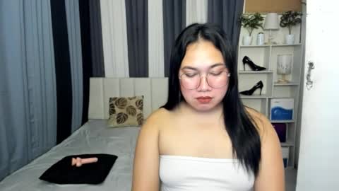 Snapshot of bigcocklexie chatting on March 3, 5:46 am BABY LEXIE online show from March 3, 5:46 am