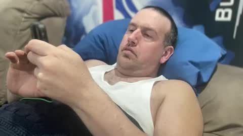 bigcocksuckingslut online show from March 3, 1:34 am