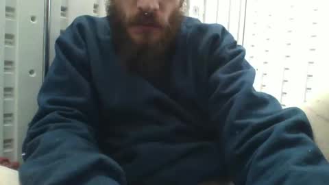 Snapshot of bigdaddy1231995 chatting on November 28, 4:37 am BigDaddykodack online show from November 28, 4:37 am
