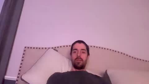 Snapshot of bigdaddy75333 chatting on January 14, 2:06 am bigdaddy75333 online show from January 14, 2:06 am