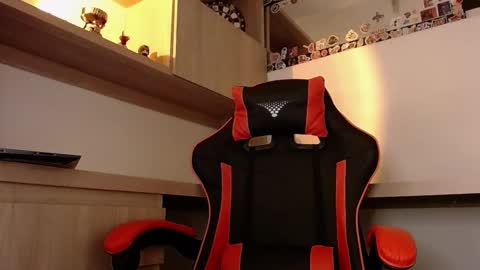 Nate online show from February 17, 8:09 am