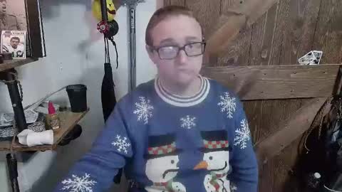 Snapshot of bigdbrillion chatting on February 3, 6:45 am Darryl online show from February 3, 6:45 am