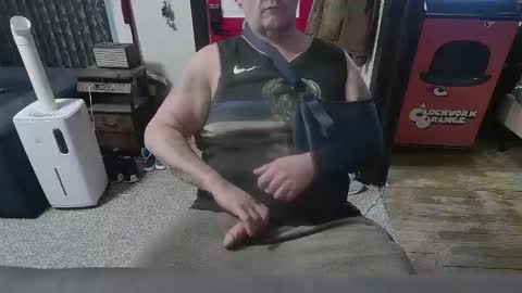 Darryl online show from January 13, 1:49 pm