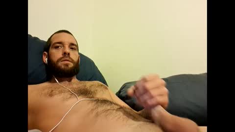 Snapshot of bigdic42088 chatting on February 24, 7:11 am bigdic42088 online show from February 24, 7:11 am