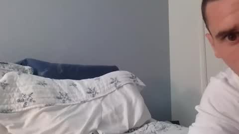 Snapshot of bigdickcumslikeariver chatting on March 3, 4:46 pm Can you make me cum online show from March 3, 4:46 pm