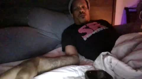 Snapshot of bigdickdaddy3200798456 chatting on January 24, 3:43 am bigdickdaddy3200798456 online show from January 24, 3:43 am