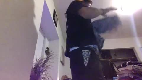 Snapshot of bigdickdaddy3200798456 chatting on January 25, 7:06 am bigdickdaddy3200798456 online show from January 25, 7:06 am