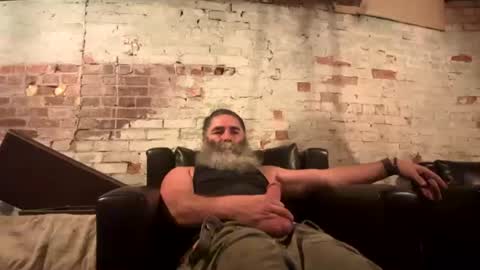 Snapshot of bigdickedbi chatting on August 2, 2:15 pm Bearded Dad online show from August 2, 2:15 pm