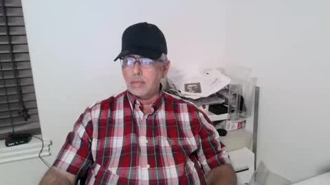 Dylan 56 Taleah 53 online show from November 11, 3:06 am