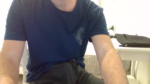 Snapshot of biggbaguette1 chatting on September 21, 2:51 pm biggbaguette1 online show from September 21, 2:51 pm