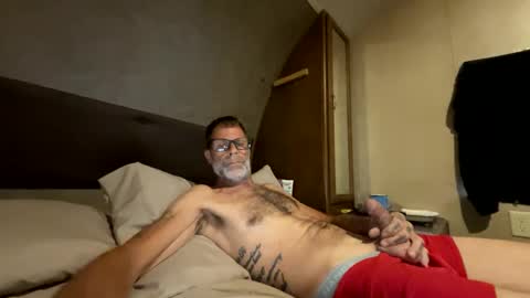 Snapshot of biggcock27 chatting on September 27, 1:49 pm biggcock27 online show from September 27, 1:49 pm