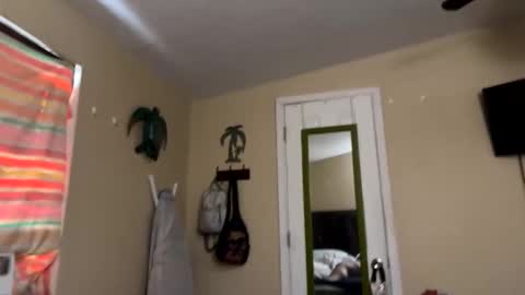 Snapshot of biggdickknatee chatting on September 17, 8:43 pm biggdickknatee online show from September 17, 8:43 pm