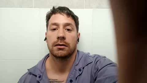 biggeboyy online show from April 11, 1:10 am