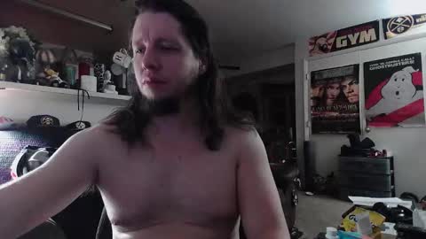 biggerisbetter21 online show from October 26, 9:48 am