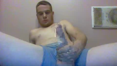 Snapshot of biggingerdick04 chatting on October 6, 6:38 pm biggingerdick04 online show from October 6, 6:38 pm