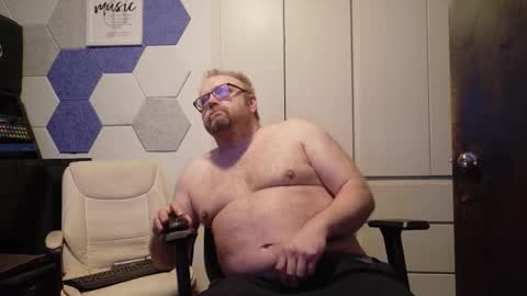 biggydee8989 online show from February 15, 7:54 pm
