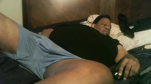 Snapshot of biggyscorpio chatting on December 4, 7:17 am biggyscorpio online show from December 4, 7:17 am
