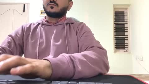 bighandsomesatisfy online show from November 6, 2:40 pm