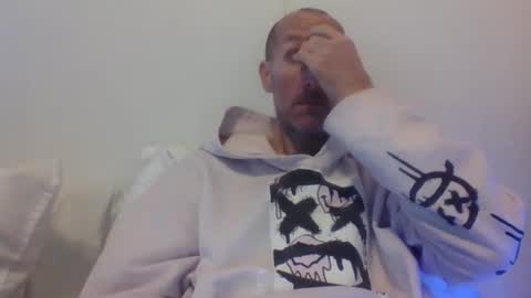 Chaz online show from November 19, 6:08 pm