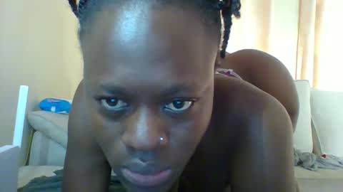 pretty online show from January 19, 4:49 am
