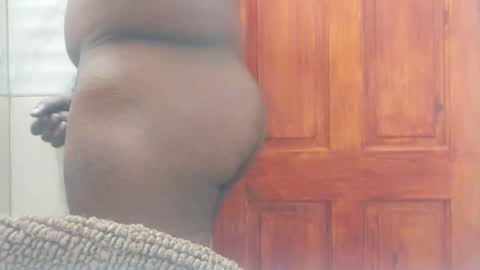 Snapshot of bigkn0ts chatting on February 24, 10:37 am bigkn0ts online show from February 24, 10:37 am