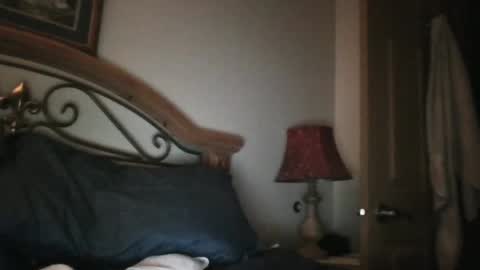 Snapshot of bigload1972 chatting on December 4, 11:13 pm bigload1972 online show from December 4, 11:13 pm