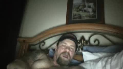 Snapshot of bigload1972 chatting on January 4, 2:14 am bigload1972 online show from January 4, 2:14 am