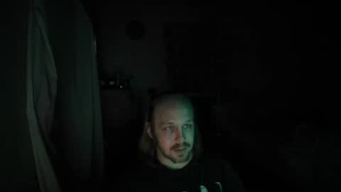 Snapshot of bigmike20129020 chatting on March 1, 10:55 am bigmike20129020 online show from March 1, 10:55 am