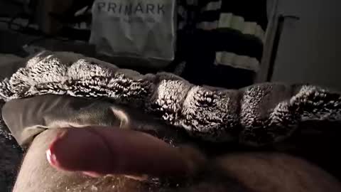 bigrobnob online show from December 15, 11:20 pm