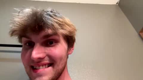 bigskinnyboyshh online show from May 30, 3:47 am