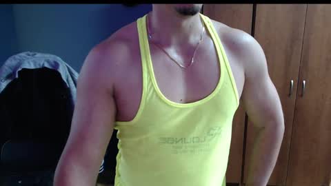 Snapshot of bigstud_007 chatting on October 11, 8:18 pm Andy online show from October 11, 8:18 pm