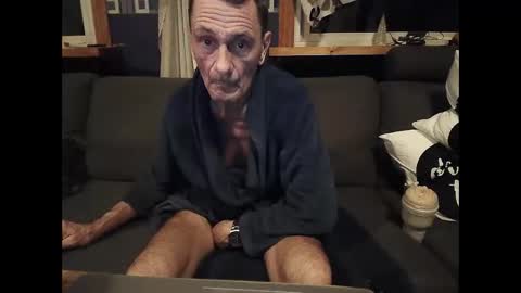 bigswe1 online show from December 4, 2:31 am