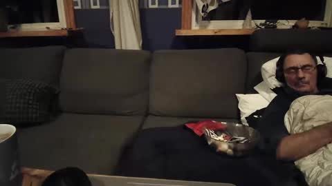 bigswe1 online show from December 8, 8:36 pm