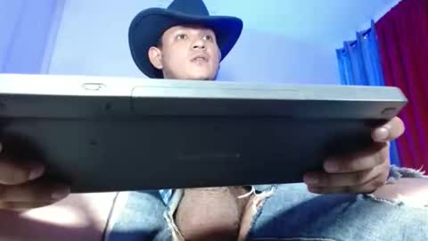MANUEL online show from May 23, 1:33 am