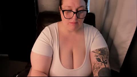 bigtittybbw online show from September 17, 3:14 pm