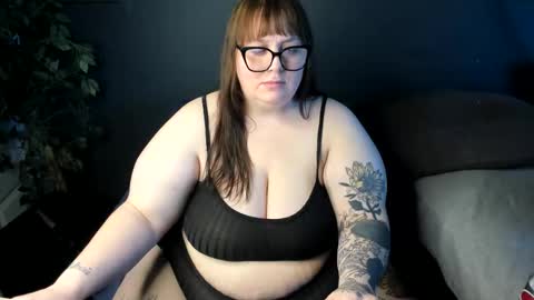 bigtittybbw online show from March 8, 5:17 pm