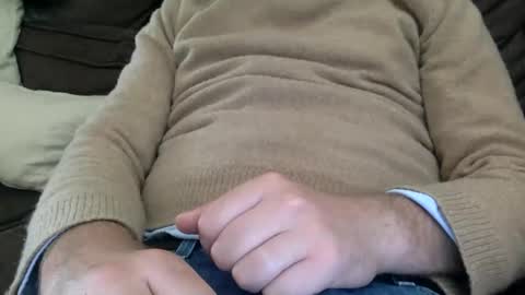 Snapshot of bigvic25cm chatting on March 4, 2:10 pm bigvic25cm online show from March 4, 2:10 pm