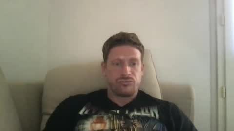 Snapshot of bigwhitecock71 chatting on January 16, 12:20 pm Big white cock online show from January 16, 12:20 pm