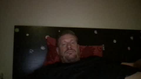 Snapshot of bigwhitecock71 chatting on October 5, 12:53 am Big white cock online show from October 5, 12:53 am