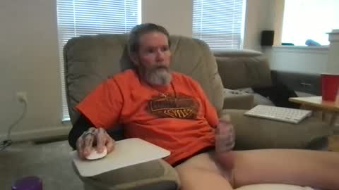 Bigwhitedickdaddy and BabyCakes online show from December 21, 1:18 pm