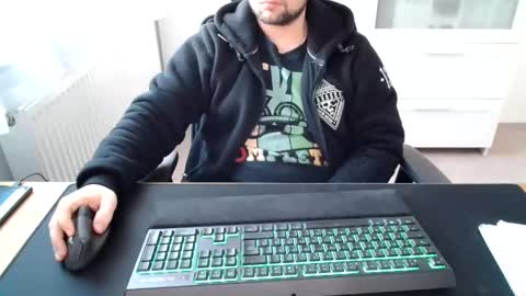 Snapshot of biker4ever90 chatting on January 11, 3:09 pm biker4ever90 online show from January 11, 3:09 pm