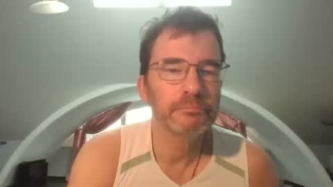 Snapshot of bikertom1988 chatting on January 5, 1:04 pm bikertom1988 online show from January 5, 1:04 pm