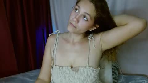 hi  soy   natural girl biki online show from March 23, 1:20 am