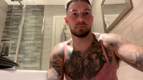 Snapshot of billicd chatting on December 19, 6:01 pm Billicdx online show from December 19, 6:01 pm