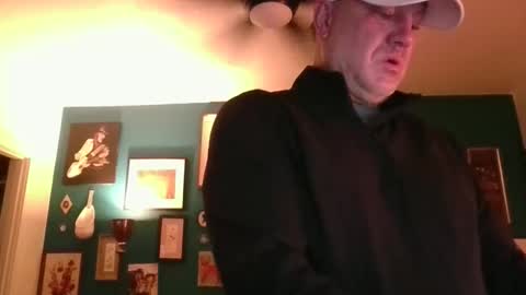 Snapshot of billjames55 chatting on March 26, 5:46 am billjames55 online show from March 26, 5:46 am